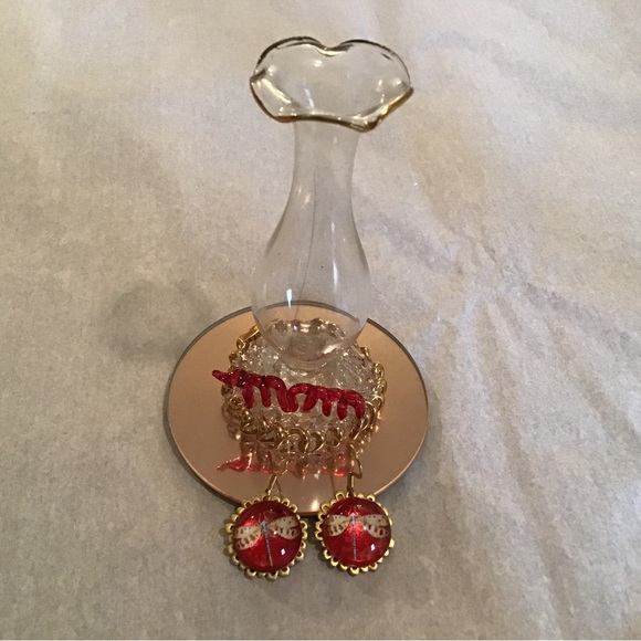 Bud Vase - Picture 7 of 7